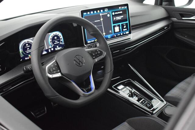 Volkswagen GOLF 1.5 272PK eHybrid GTE Trekhaak 360Camera Head-Up Panoramadak Keyless Navigatie