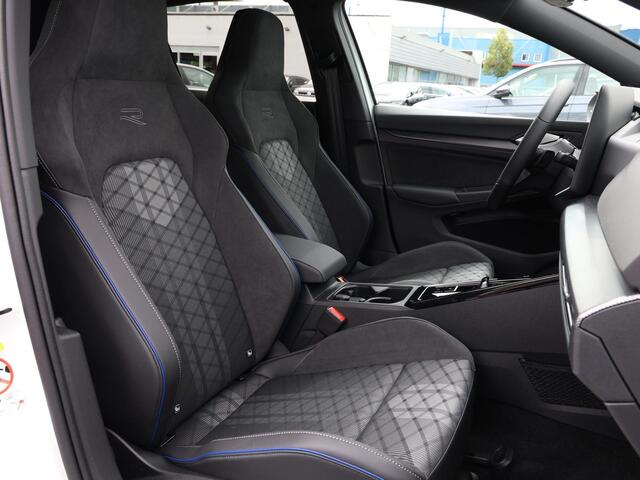Volkswagen GOLF 1.5 eTSI R-Line Edition | Trekhaak | 360 Camera | Keyless | Navigatie | Stoel- en Stuurverwarming | NL-Auto |