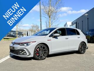 volkswagen-golf-8-2.0-tsi-gti-dsg-i