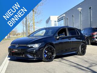 volkswagen-golf-8-2.0-tsi-r-4motion