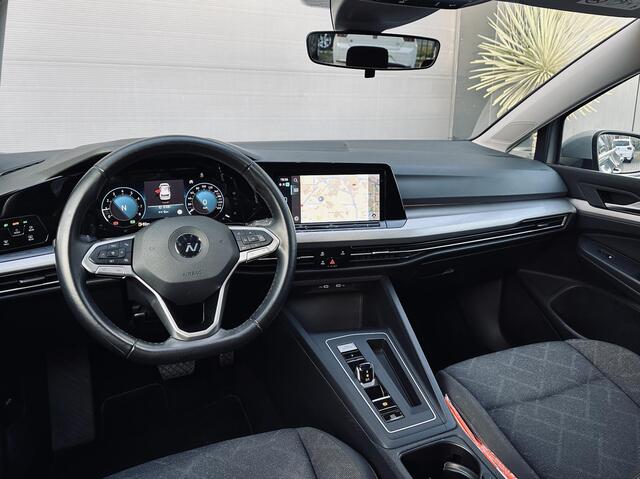 Volkswagen GOLF 1.5 TSI Highline Pano/Navi/AppleCarPlay