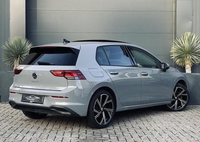 Volkswagen GOLF 1.5 TSI Highline Pano/Navi/AppleCarPlay