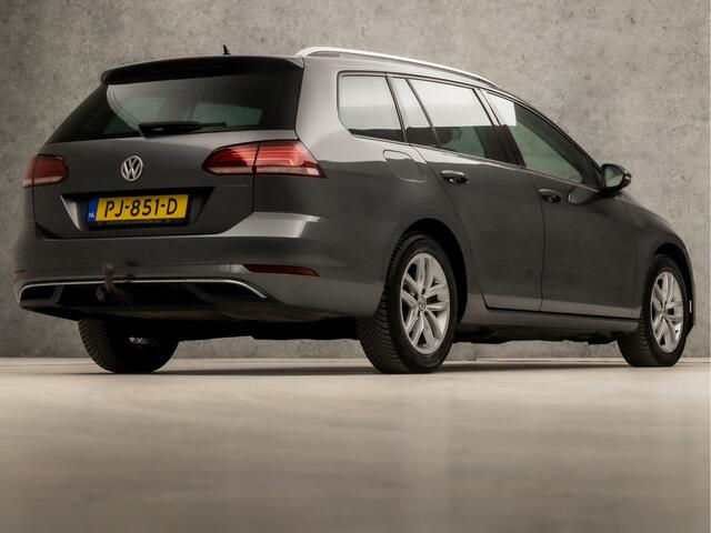 Volkswagen GOLF Variant 1.0 TSI Sportline (APPLE CARPLAY, GROOT NAVI, CLIMATE, ADAPTIVE CRUISE, SPORTSTOELEN, GETINT GLAS, LM VELGEN, PARKEERSENSOREN, TREKHAAK, NIEUWE APK, NIEUWSTAAT)
