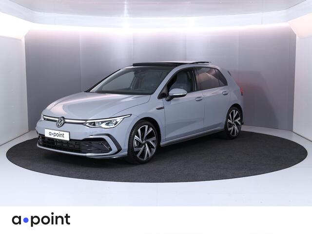 Volkswagen GOLF 1.5 eTSI R-Line 150 pk Automaat (DSG) | Navigatie | Panoramadak | Parkeersensoren (Park assist) | Achteruitrijcamera | Head-up display | Stoelverwarming |