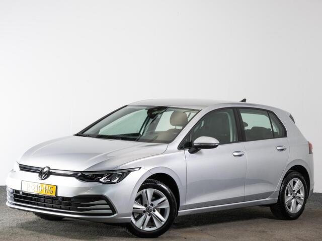 Volkswagen GOLF 1.0 TSI 110 PK Life Business | LED | Navigatie | Adaptieve Cruise Control | Travel Assist | Stoel & Stuurwiel verwarming |