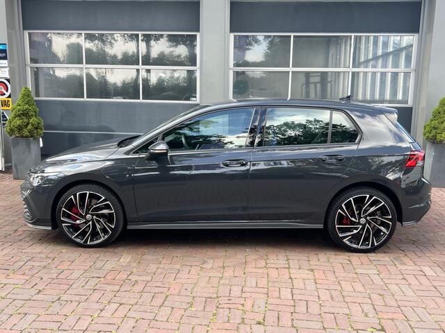 Volkswagen GOLF GTE 245pk 18inch,adoptieve Bj 2022 km 64.000 245PK 1e eigenaar