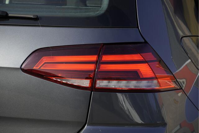 Volkswagen GOLF 1.0 TSI 5drs Comfortline BJ2019 Lmv 16" | Led | Pdc | Navi | App-Connect | Climate control | Cruise control | Sportstoelen | Verwarmde voorstoelen | Getint glas