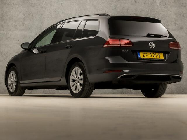 Volkswagen GOLF Variant 1.0 TSI Sportline Automaat (CLIMATE, GETINT GLAS, LEDEREN SPORTSTOELEN, ADAPTIVE CRUISE, PARKEERSENSOREN, NIEUWE APK, NIEUWSTAAT)