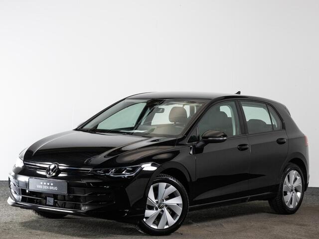 Volkswagen GOLF 1.5 TSI 115 PK Life Business | LED | Navigatie | Trekhaak | Stoel & Stuurwiel Verwarming |