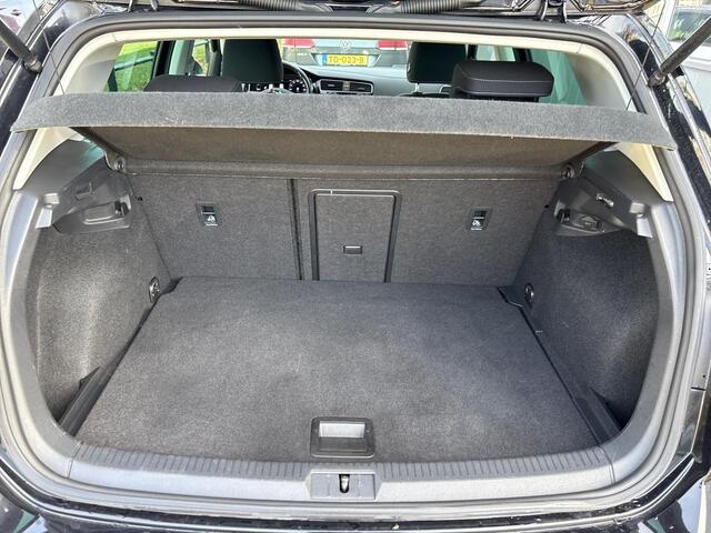 Volkswagen GOLF 1.5 TSI Highline PANODAK SPORTSTOELEN NAVIGATIE