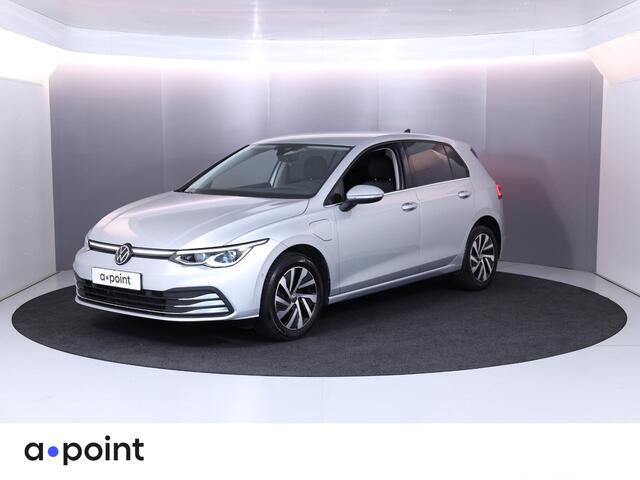 Volkswagen GOLF 1.4 eHybrid Style 204 pk Automaat (DSG) | Navigatie | Parkeersensoren (Park assist) | Achteruitrijcamera | Adaptieve cruise control | Autom. airco |