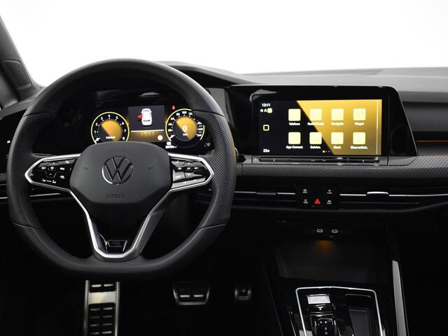 Volkswagen GOLF 1.5 eTsi 130pk DSG R-Line · ACC · P-Sensoren · App-Connect · Navi · Getint Glas · 17'' Inch · Garantie t/m 13-02-2028 of 100.000km