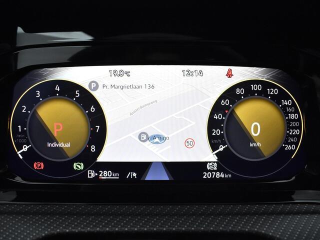 Volkswagen GOLF 1.5 eTsi 130pk DSG R-Line · ACC · P-Sensoren · App-Connect · Navi · Getint Glas · 17'' Inch · Garantie t/m 13-02-2028 of 100.000km