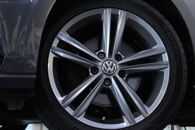 Volkswagen GOLF Variant 2.0 TDI R-Line DSG