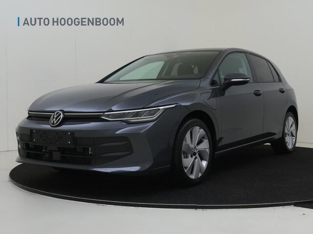 Volkswagen GOLF 1.5 eHybrid 204 6DSG eHybrid Life Edition | 'App-Connect' draadloze smartphone integratie | Achterbank in ongelijke delen neerklapbaar incl. middenarmsteun en doorlaadmogelijkheid | Achteruitrijcamera (Rear View)