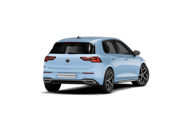 Volkswagen GOLF 1.5 eHybrid 204 6DSG eHybrid Life Edition | 'App-Connect' draadloze smartphone integratie | Achterbank in ongelijke delen neerklapbaar incl. middenarmsteun en doorlaadmogelijkheid | Achteruitrijcamera (Rear View)