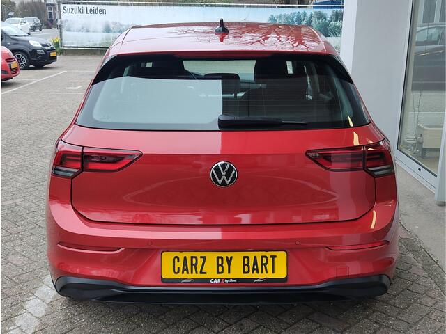 Volkswagen GOLF 1.0 eTSI LIFE AUTOMAAT Virtual Cockpit | 20" Sportvelgen | Carplay/Android