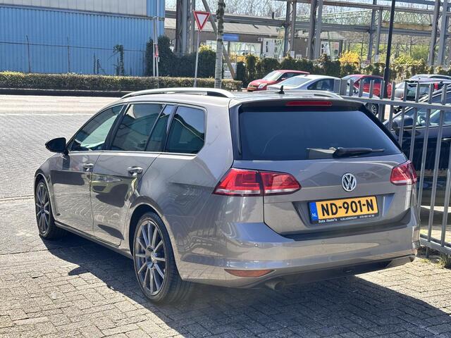Volkswagen GOLF Variant 1.0 TSI Connected Series NAVI/PDC/18INCH/CARPLAY/1EIGENAAR