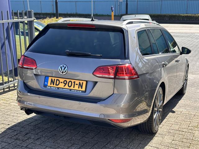 Volkswagen GOLF Variant 1.0 TSI Connected Series NAVI/PDC/18INCH/CARPLAY/1EIGENAAR