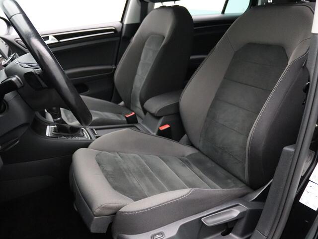 Volkswagen GOLF 150pk TSI Highline Business R DSG/AUTOMAAT Camera | Adapt. Cruise | Navi | Parksens. v+a | Stoelverw. | Stoelmassage