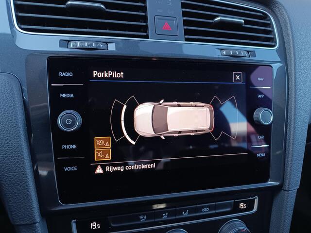 Volkswagen GOLF Variant 1.5 TSI Comfortline, adapt. cruise, carplay