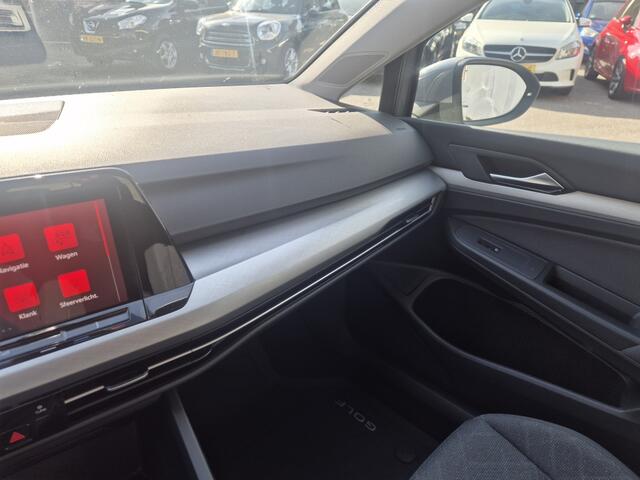 Volkswagen GOLF 1.5 TSI Life Bns