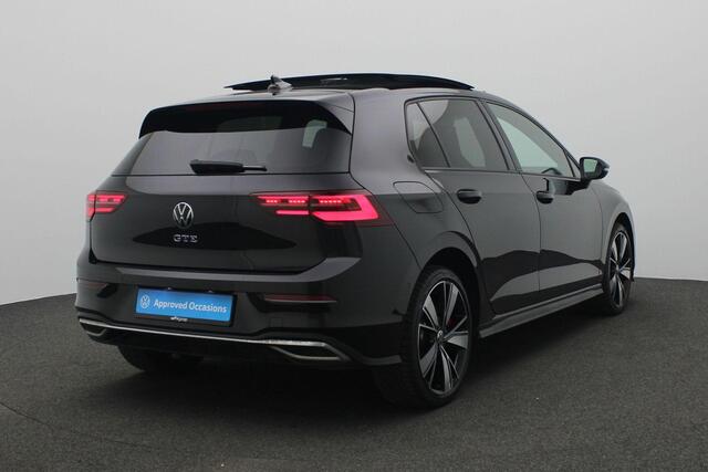 Volkswagen GOLF 1.4 245 pk DSG eHybrid GTE | Panoramadak | Leder | LED mistlampen | Geheugenstoel | IQ Light | Stoelventilatie | Achteruitrijcamera