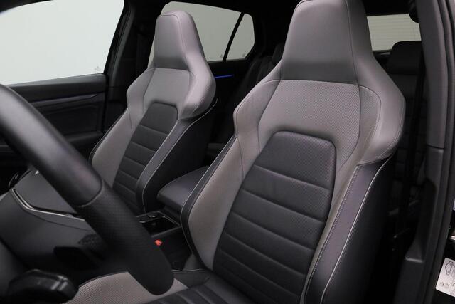 Volkswagen GOLF 1.4 245 pk DSG eHybrid GTE | Panoramadak | Leder | LED mistlampen | Geheugenstoel | IQ Light | Stoelventilatie | Achteruitrijcamera