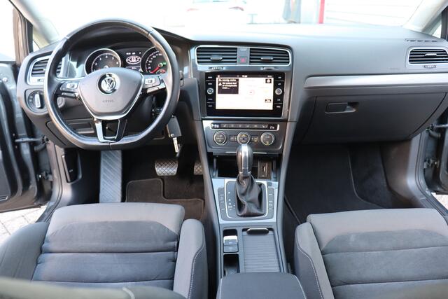 Volkswagen GOLF Variant 1.5 TSI Comfortline Business O.a: Afn. Haak, Stoelverw + Massage, ACC, Carplay, Etc. All-in prijs!