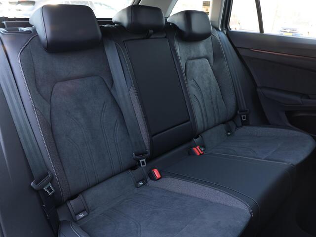 Volkswagen GOLF Variant 1.5 TSI Life Business | Navigatie | Camera | Climatronic |