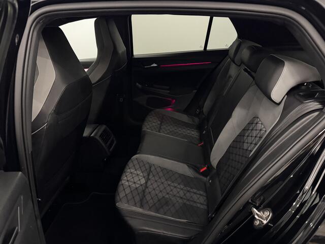 Volkswagen GOLF 2.0 TDI R-Line Half leder, Camera, Navi, Keyless start, Virtual desk, Sfeerverlichting, Cruise control adaptief