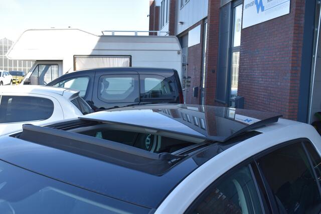 Volkswagen GOLF 1.6 TDI Highline IQ DRIVE PANO