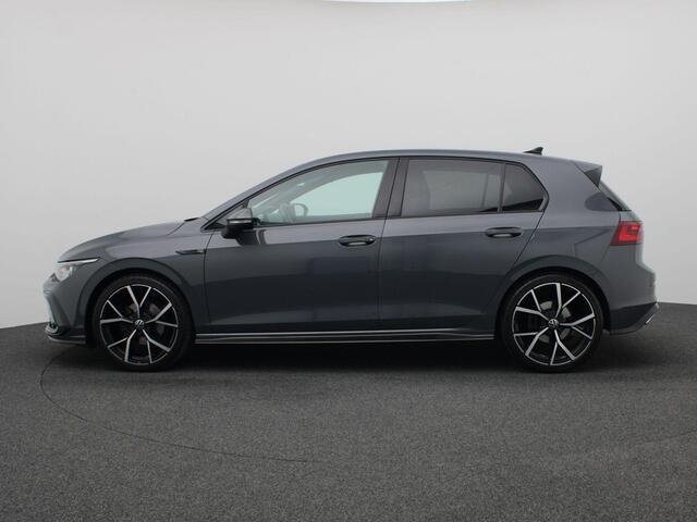 Volkswagen GOLF 1.5 eTSI R-Line Business 150PK DSG Achteruitrijcamera, Adaptieve Cruise Controle, Keyless, Matrix-LED Verlichting, Stoel-Stuurverwarming, Navi, 19" LM Velgen