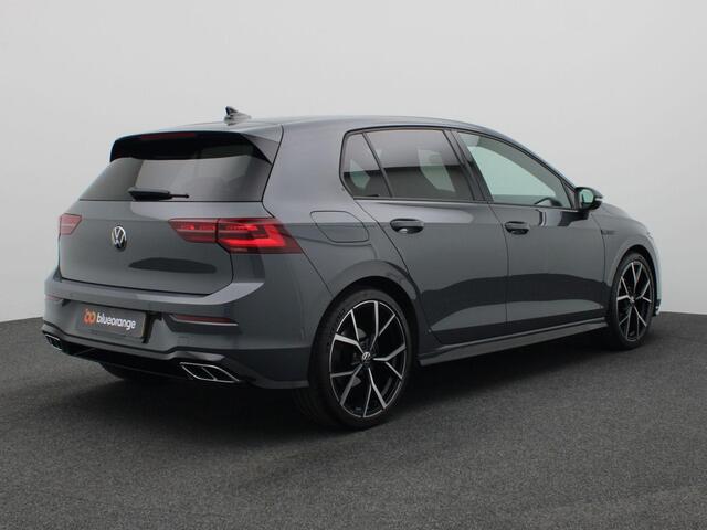Volkswagen GOLF 1.5 eTSI R-Line Business 150PK DSG Achteruitrijcamera, Adaptieve Cruise Controle, Keyless, Matrix-LED Verlichting, Stoel-Stuurverwarming, Navi, 19" LM Velgen