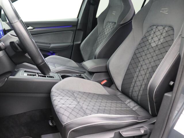 Volkswagen GOLF 1.5 eTSI R-Line Business 150PK DSG Achteruitrijcamera, Adaptieve Cruise Controle, Keyless, Matrix-LED Verlichting, Stoel-Stuurverwarming, Navi, 19" LM Velgen