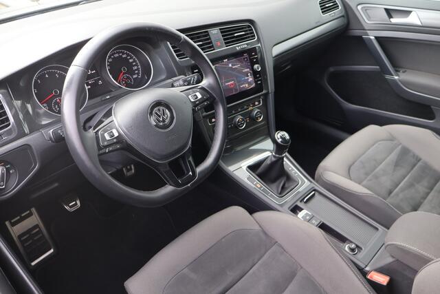 Volkswagen GOLF 1.5 TSI Highline | AllSeason | LED | Dashcam |