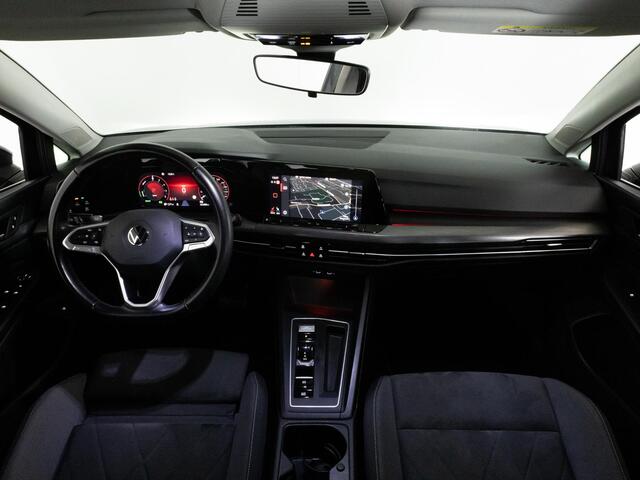 Volkswagen GOLF Style 1.4 204 PK DSG eHybrid AUTOMAAT | LED | Stoel & Stuurverwarming | Elek. stoel | Navigatie |