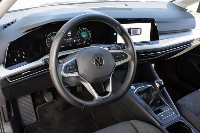 Volkswagen GOLF Variant 1.0 TSI 110pk Life Navigatie/ Lmv/ Pdc/ Carplay/ Adapt. cruise/ Climate control