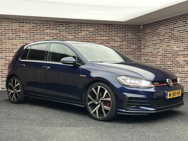Volkswagen GOLF 2.0 TSI GTI Performance Panorama Virtual DSG Stoelverwarming