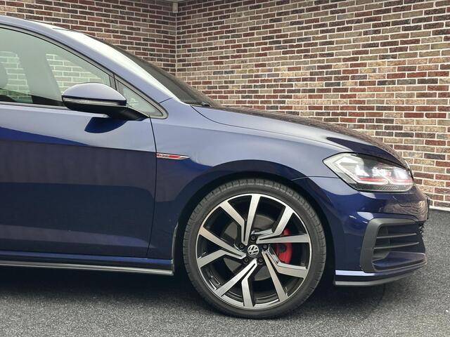 Volkswagen GOLF 2.0 TSI GTI Performance Panorama Virtual DSG Stoelverwarming