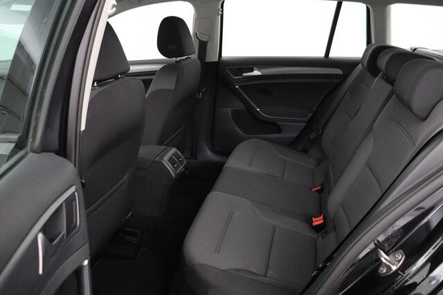 Volkswagen GOLF Variant 1.0 TSI Comfortline | Trekhaak | Navigatie | Apple Carplay |