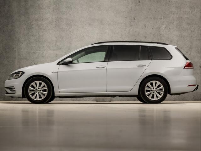 Volkswagen GOLF Variant 1.5 TSI Sportline 131Pk (4 CILINDER, APPLE CARPLAY, GROOT NAVI, ADAPTIVE CRUISE, GETINT GLAS, SPORTSTOELEN, PARKEERSENSOREN, TREKHAAK, LM VELGEN, NIEUWSTAAT)