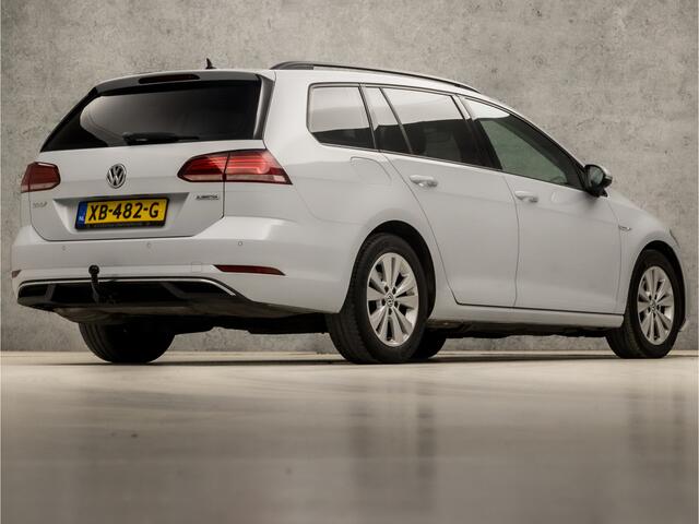 Volkswagen GOLF Variant 1.5 TSI Sportline 131Pk (4 CILINDER, APPLE CARPLAY, GROOT NAVI, ADAPTIVE CRUISE, GETINT GLAS, SPORTSTOELEN, PARKEERSENSOREN, TREKHAAK, LM VELGEN, NIEUWSTAAT)