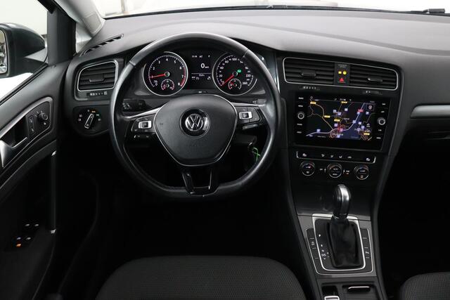 Volkswagen GOLF Variant 1.0 TSI Comfortline | Navigatie | Parkeerhulp | Automaat | Adapt. Cruise |