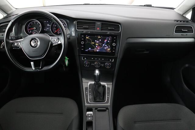 Volkswagen GOLF Variant 1.0 TSI Comfortline | Navigatie | Parkeerhulp | Automaat | Adapt. Cruise |