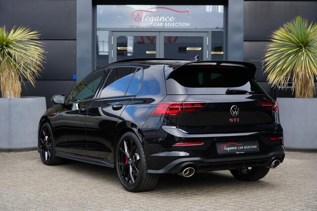 Volkswagen GOLF 8 2.0 TSI GTI Clubsport 300pk Panoramadak/Stoelverwarming/Camera