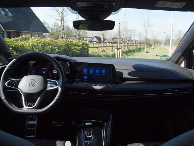 Volkswagen GOLF | Apple Carplay | Camera | Cruise Control | Harman Kardon |