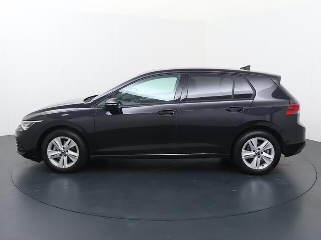Volkswagen GOLF 1.0 TSI Life | 110 PK | Achteruitrijcamera | ErgoActive bestuurdersstoel | Climate control |