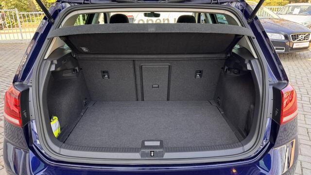 Volkswagen GOLF 1.0 TSI Comfortline | Origineel Nederlandse Golf 7.5 |
