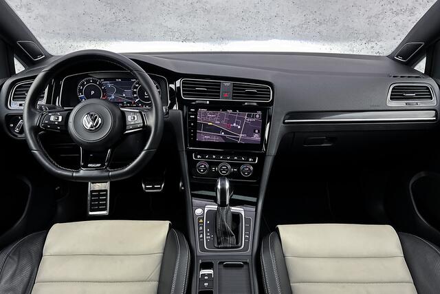 Volkswagen GOLF 2.0 TSI 4Motion R | Akrapovic | Panoramadak | Lederen Bekleding | Adaptieve cruise control | Elektrisch verstelbare en verwarmbare stoelen